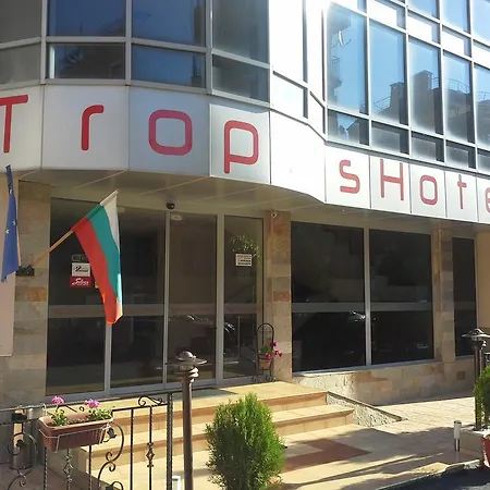 Tropics Hotel 3*