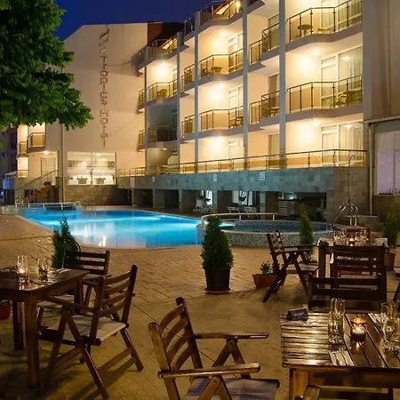 Tropics Hotel