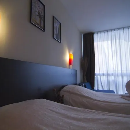 Tropics - Ultra Hotel 3*